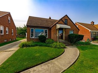 3954 Eastway Rd, South Euclid, OH 44118