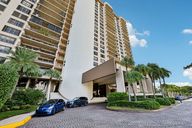 NE 114th St-S2410-001.jpg