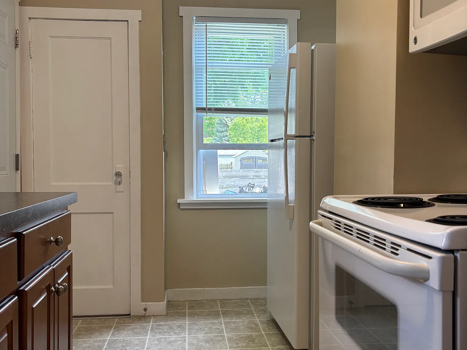 1 bed, $1,700 — Photo 4