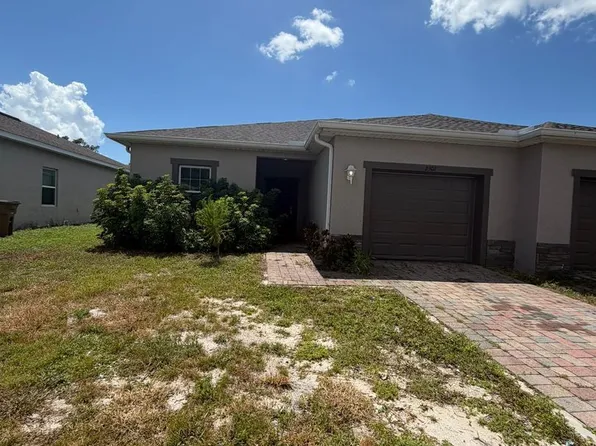 2302 NE 6th St, Cape Coral, FL 33909