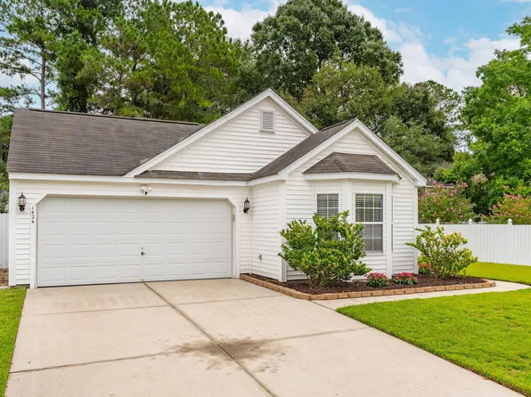 1424 Sandstone Pl, Charleston, SC 29492