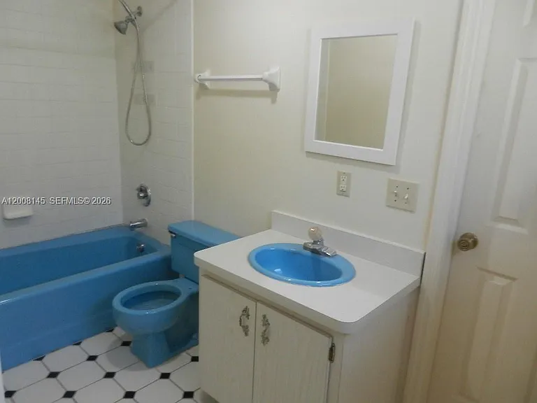 18950 SW 240th St — Photo 58