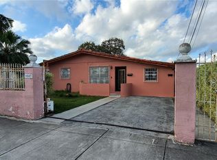 9007 SW 38th St, Miami, FL 33165