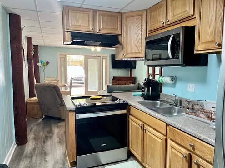 1 bed, 640 sqft, $1,795 — Photo 3