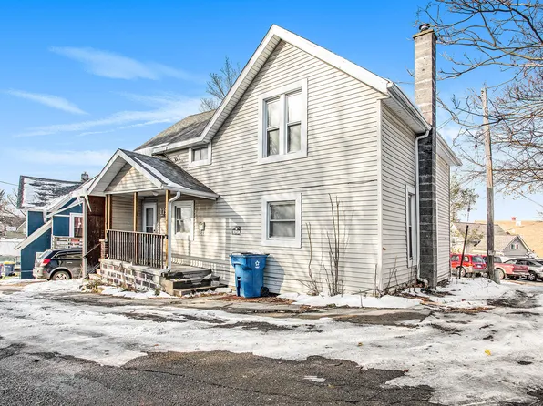 119 Grove St NE, Grand Rapids, MI 49505