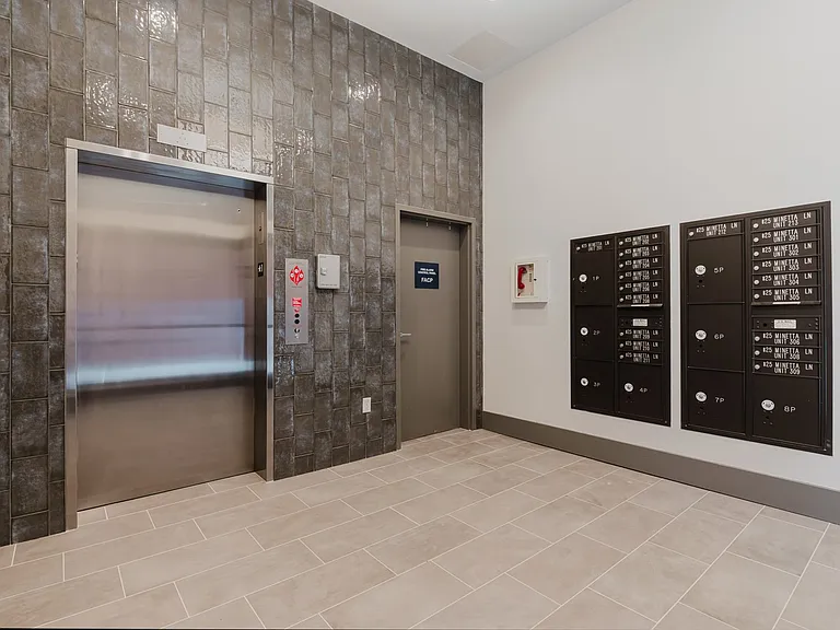25 Minetta Ln #201 — Photo 1