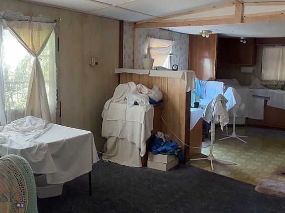 2nd image of 2031 Grand Ave