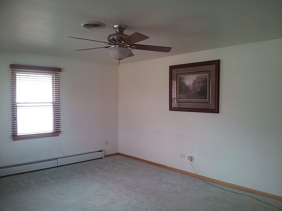 5th image of 1203 N Hosmer St