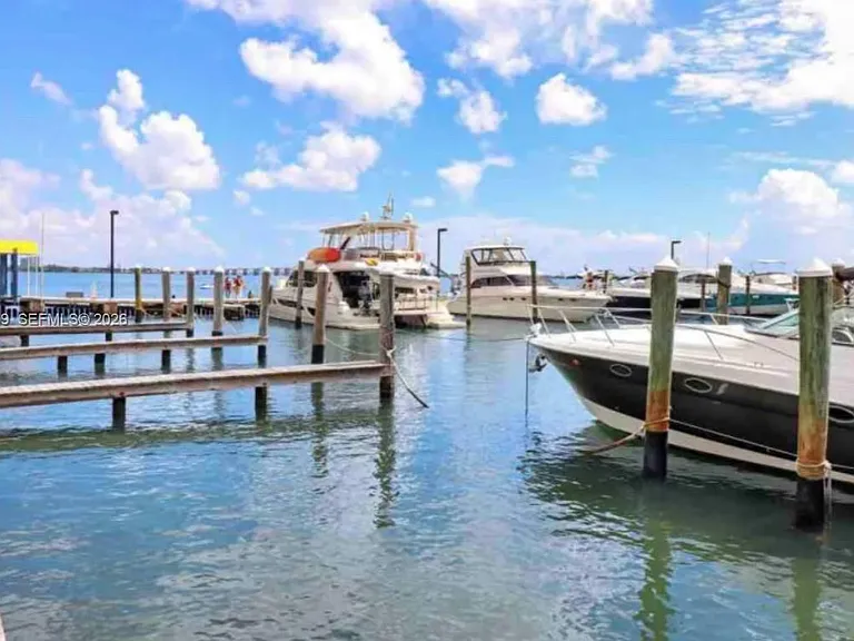 1717 N Bayshore Dr #A-1652 — Photo 27