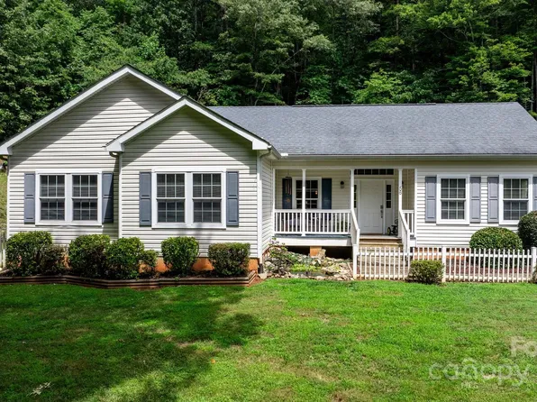 56 Secluded Cir, Marion, NC 28752