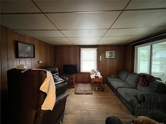 4th image of 30211 2nd Avenue S