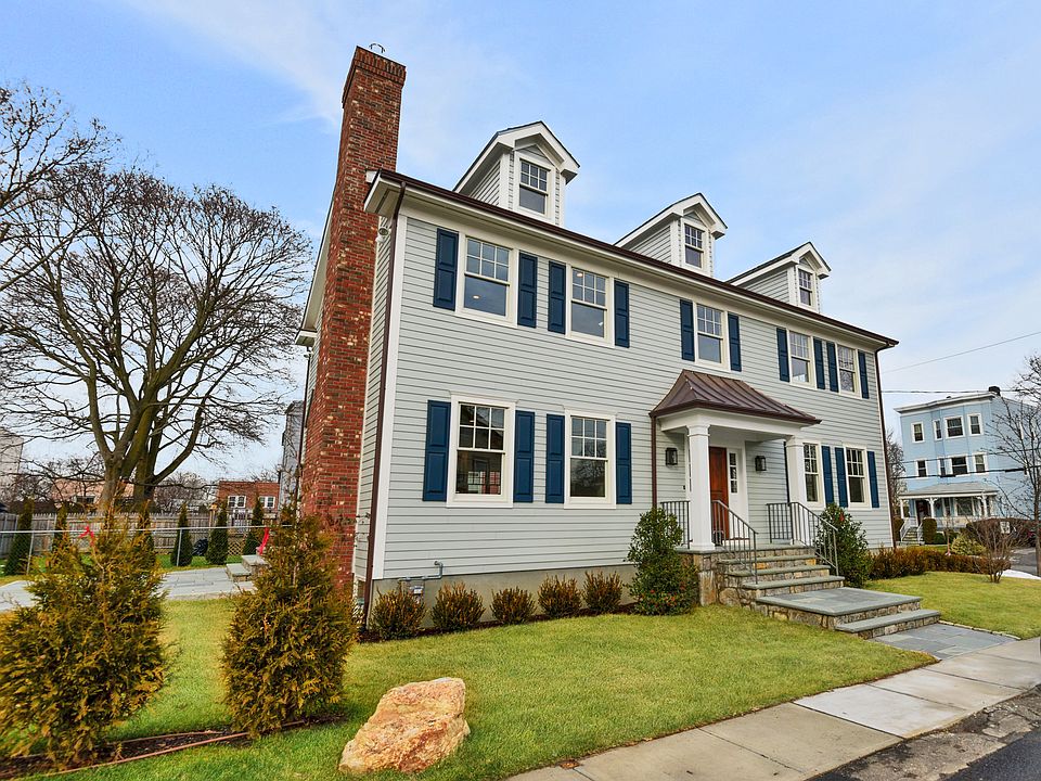 1st image of 440 Beach Ave