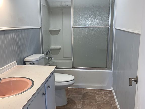 3rd image of 11418 1st Ave S