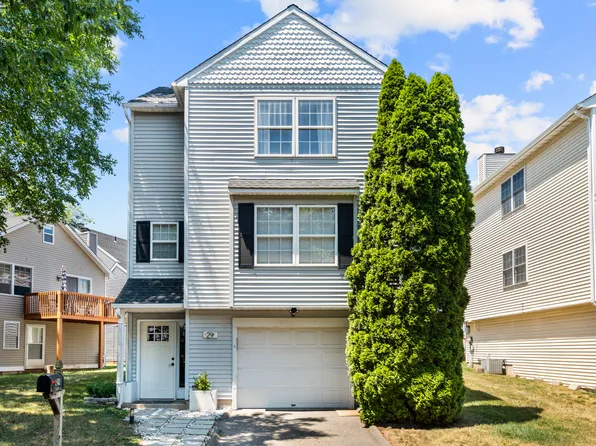 2390 State Street #L29C, Hamden, CT 06517