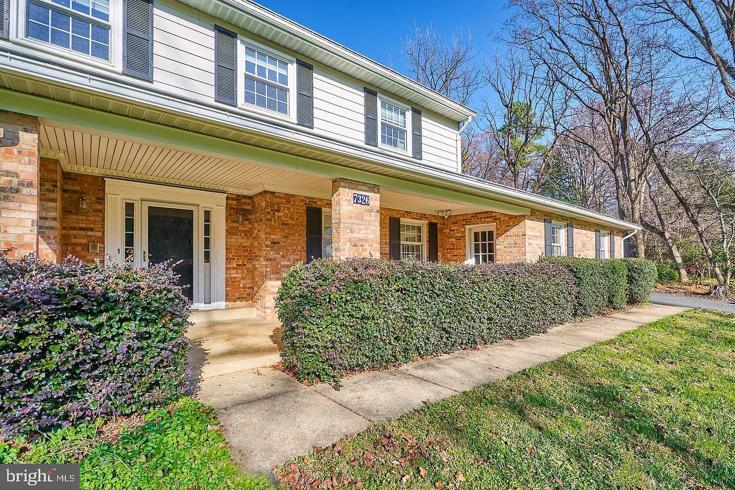 4 bed, 3.0 bath, 2432 sqft, $4,750 — Photo 3