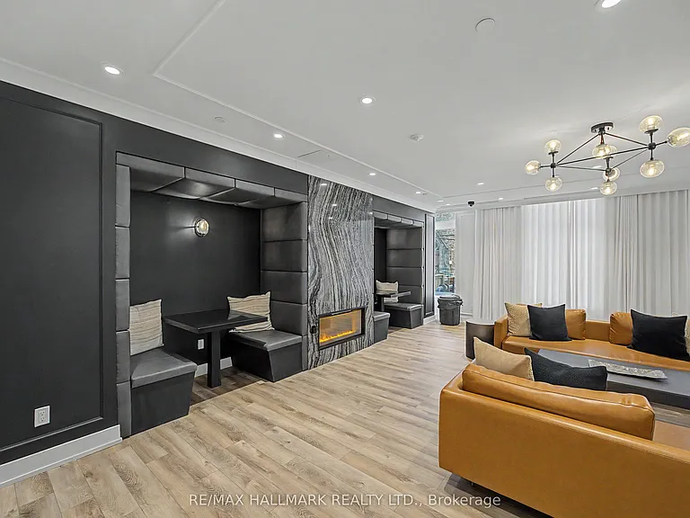 308 Jarvis St #708 — Photo 23