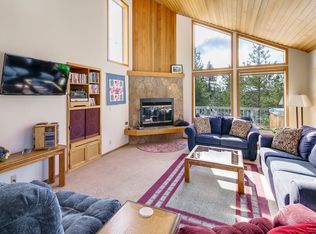 (Undisclosed Address), Sunriver, OR 97707