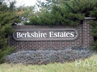 7615 W Route 150 Rd, Edwards, IL 61528