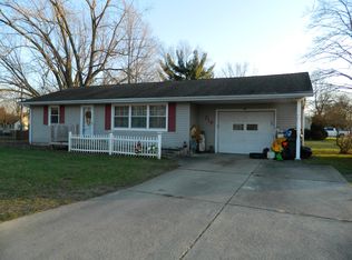 716 Swartz St, Three Rivers, MI 49093