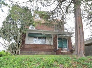 2010 Sheffield Rd, Aliquippa, PA 15001