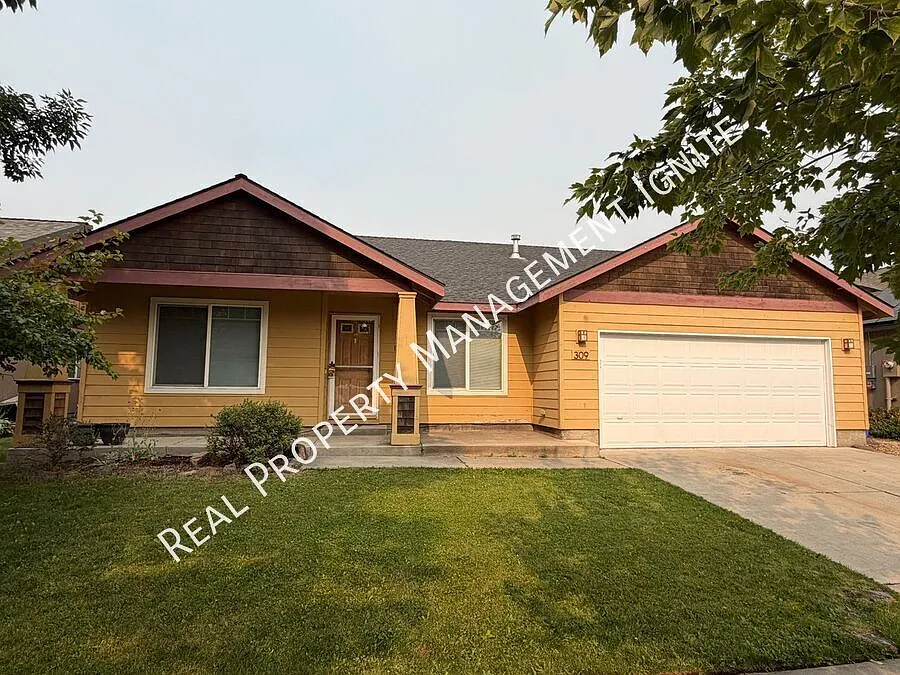 309 NW Antler Loop