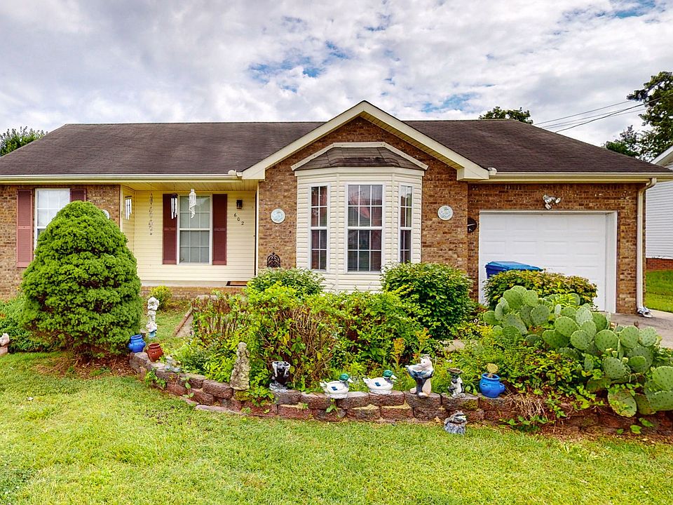 1st image of 602 Corinth Ct