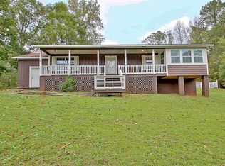 961 Stokes Store Rd, Forsyth, GA 31029