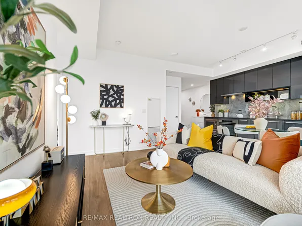 115 McMahon Dr #3110, Toronto, ON M2K 0C2