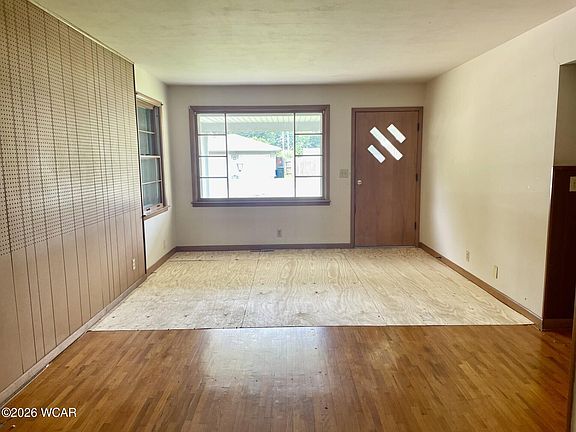 4th image of 1416 Southwood Dr