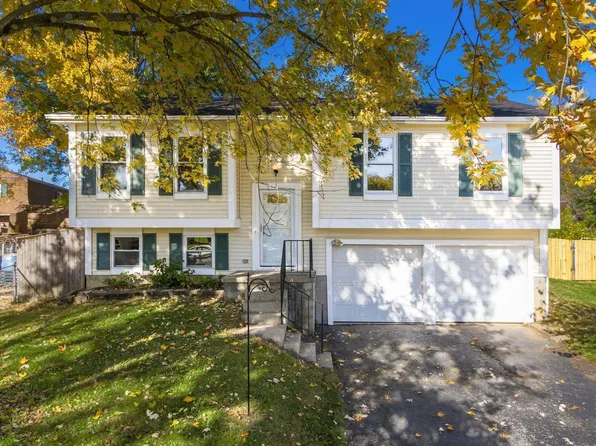 1481 Red Leaf Ln, Columbus, OH 43223