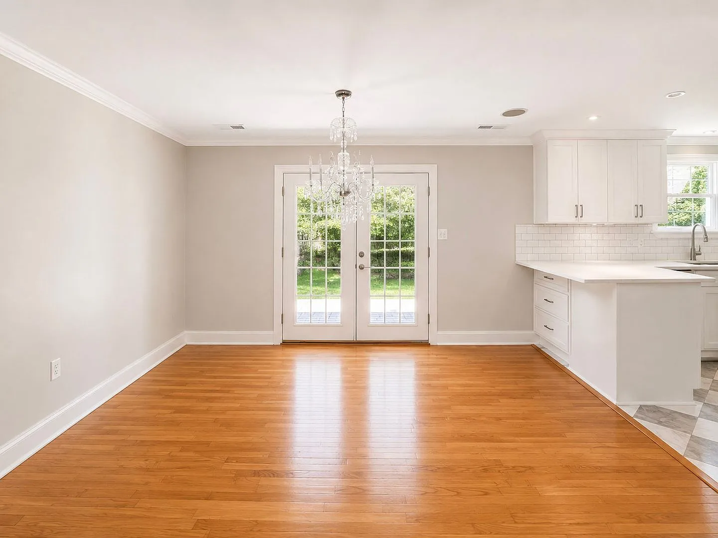 2 bed, 1.5 bath, 1244 sqft, $2,395 — Photo 4