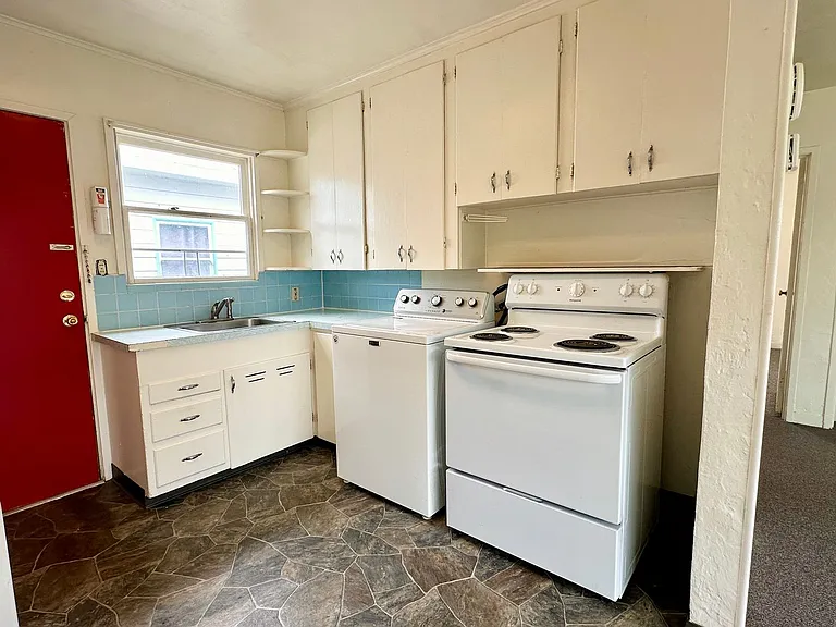 1225 K St — Photo 5