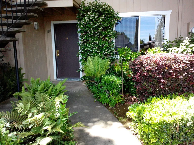 5727 Sutter Ave — Photo 17