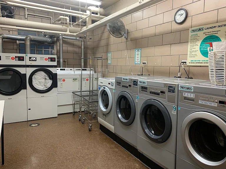 240 E 46th St #6C — Photo 10