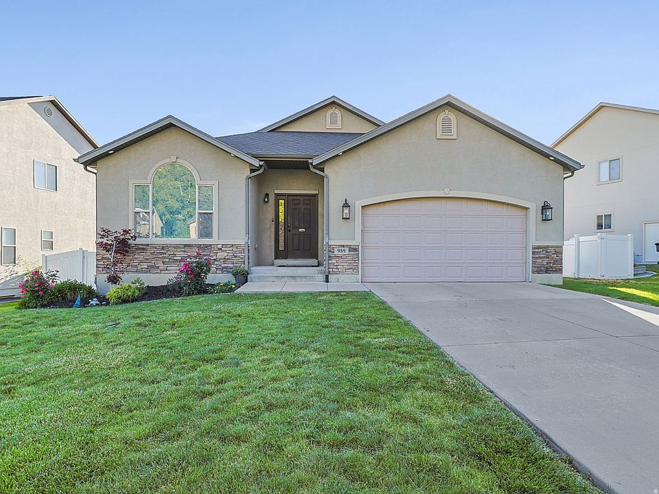 1st image of 989 S Cinnamon Ridge Dr