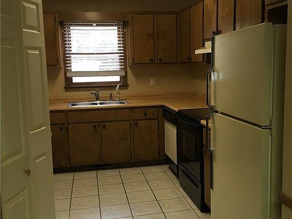 5th image of 343 Old Greenville Hwy APT 15