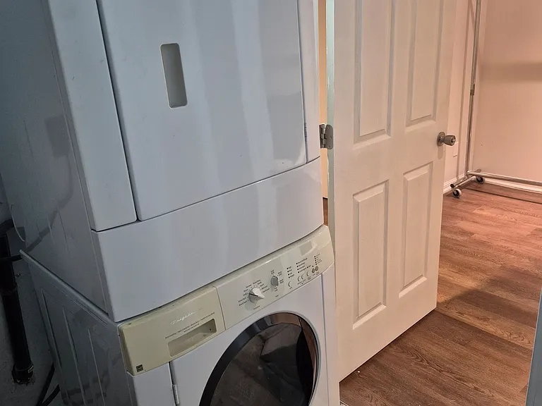 353 Brownridge Dr #LOWER — Photo 12