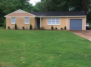 4889 Lochinvar Rd, Memphis, TN 38116