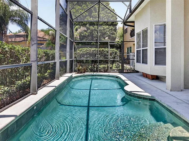 8506 Saint Marino Blvd — Photo 47