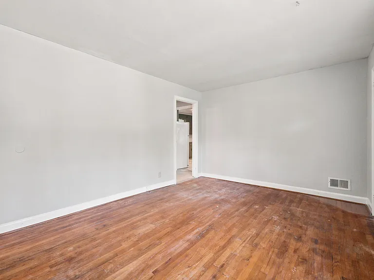 3604 Hydrangea St — Photo 5