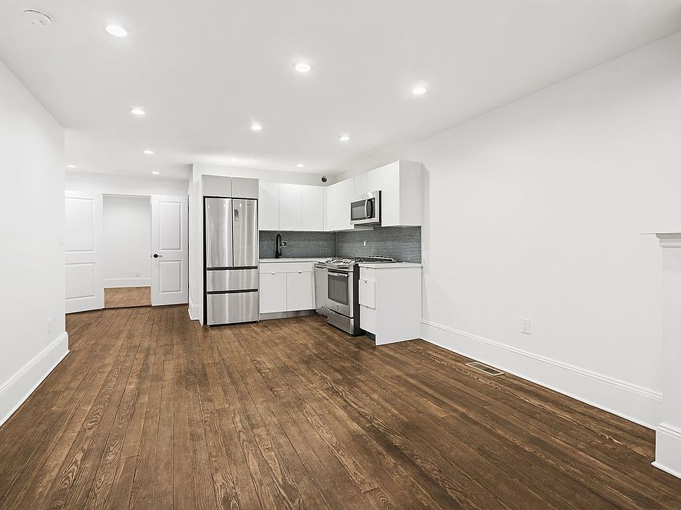 2nd image of 1316 Jefferson Ave #1