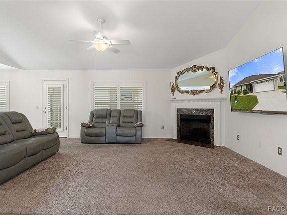 4th image of 5212 Oxford Ct