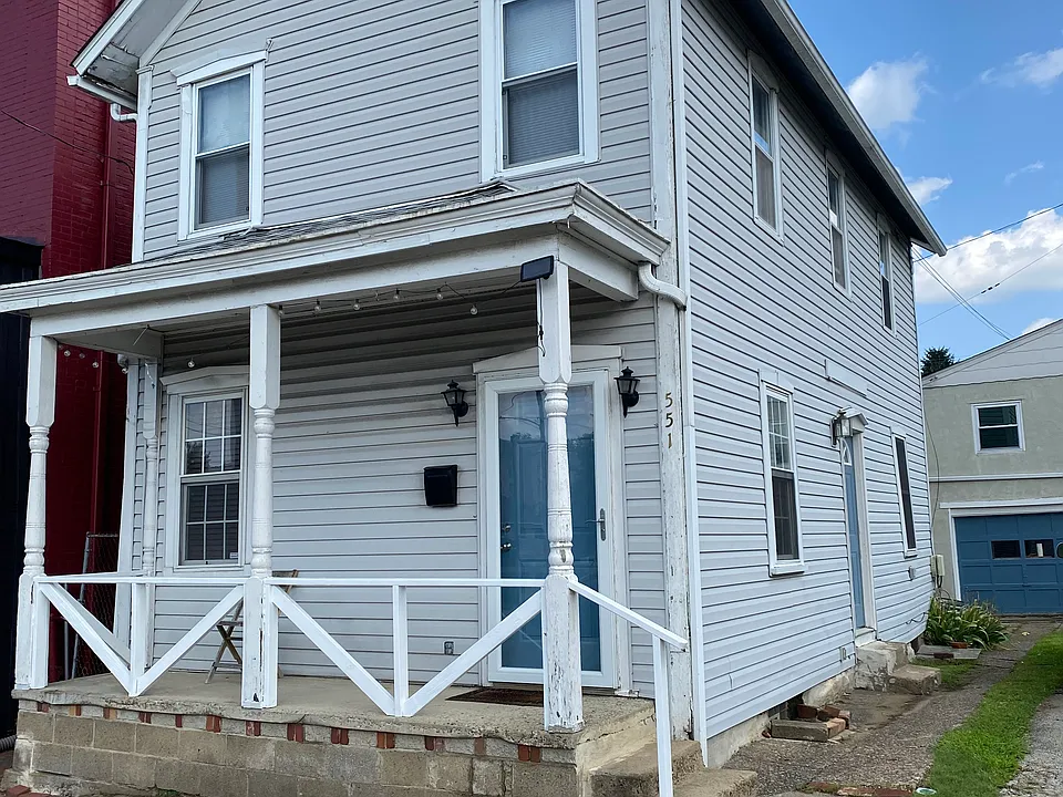 551 E Railroad Ave