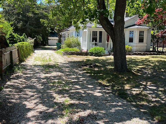2nd image of 116 Ponquogue Ave