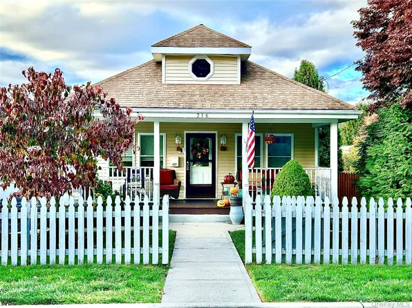 216 Rockledge Avenue, Cortlandt Manor, NY 10511