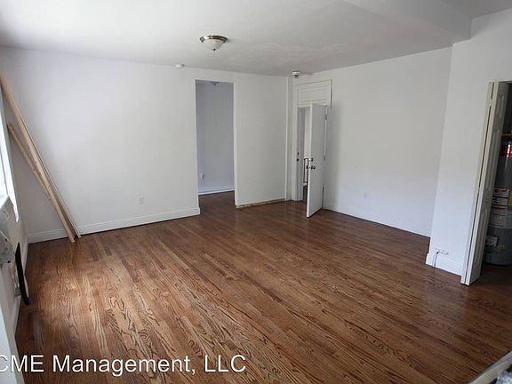3rd image of 177 NE 50th St APT 27
