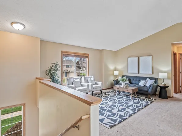 2011 Downing Ave, Shakopee, MN 55379