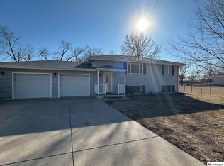 5315 Emiline St, Bellevue, NE 68157