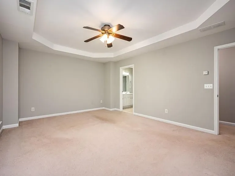 1998 Hailston Dr — Photo 16