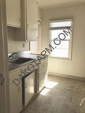 2nd image of 3677 Park Blvd APT 3